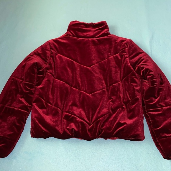 LEOLA COUTURE velvet puffer burgundy full zip fully lined cropped coat size M - Picture 4 of 14